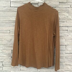 Universal Standard Long Sleeve Mockneck Tee small/medium
